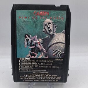 Que 'News of the World' 8-Track Tape